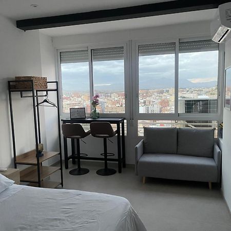 Sky Views Studio In City Centre Alicante Bagian luar foto